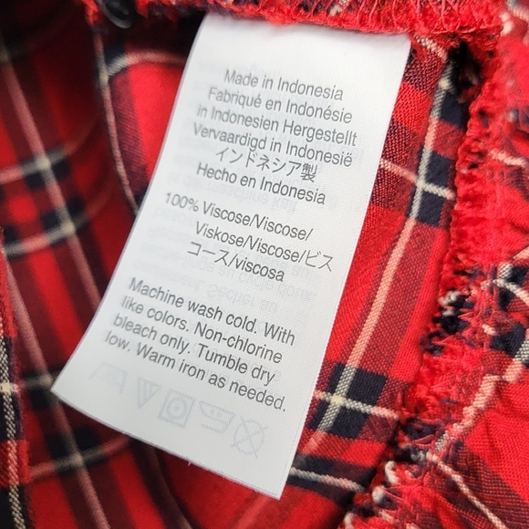 MADEWELL Red Plaid Ruffled Top. Button up. Ladies Size Medium. - Picture 6 of 15